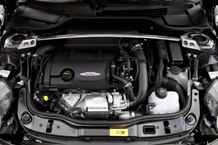  Mini Cooper GP JCW 2013 года  (фото 17 из 82)